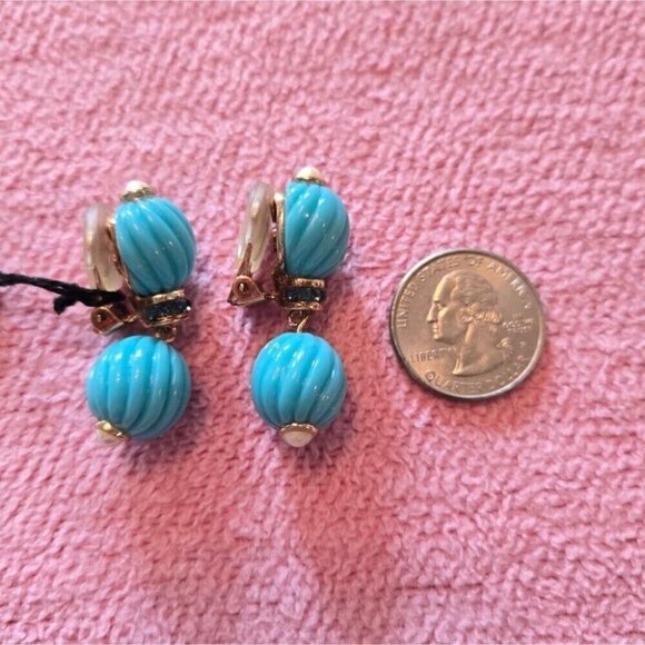 Turquoise Replica Collection Clip-On Earrings - Picture 3 of 4